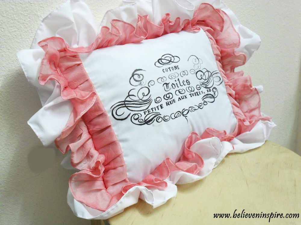 French Typography Ruffled Pillow Tutorial
