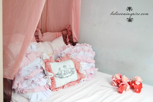 How to Make Super Easy Bed Canopy