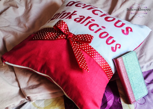 Pinkalicious Pillow Tutorial (Pillow Covers DIY)