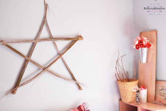 Giant Straw Star Tutorial - Cheap Wall Art