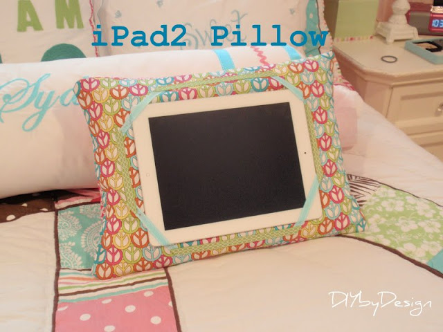 iPad Pillow - 6 Must Sew Things for 21st Century Girl (Free Sewing Patterns)