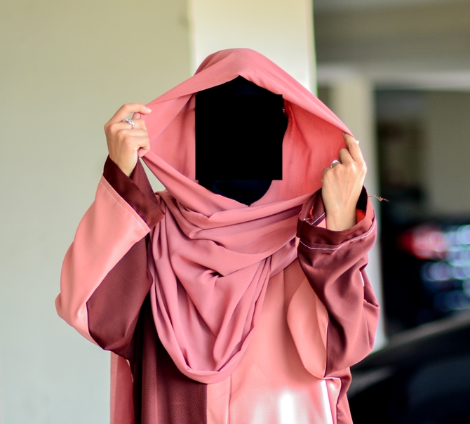 The classic abaya sewing pattern and tutorial