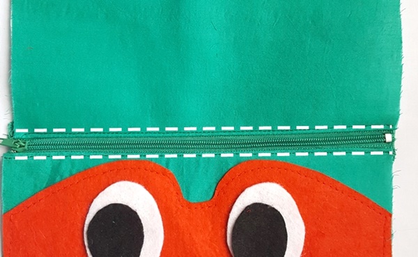 Ninja turtle pouch tutorial with free pattern by sewsomestuff.com12