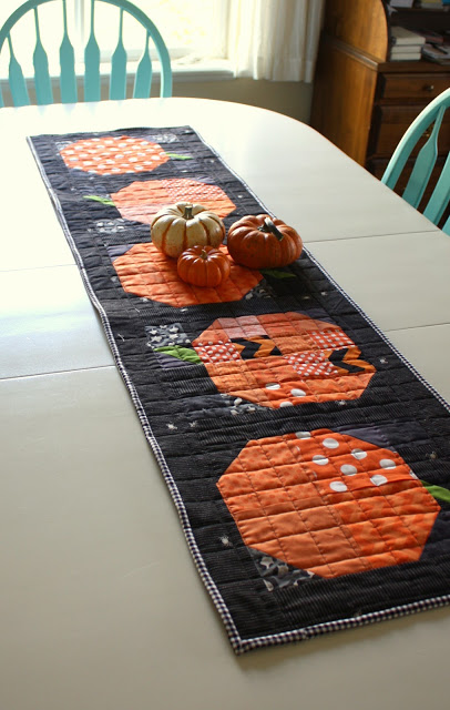 patchwork-autumn-table-runner-tutorial